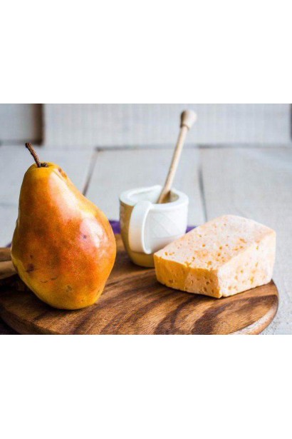 Десерт з плодів груші