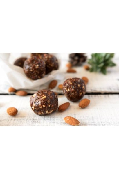 Солодощі з мигдалем  плодовий Нікітський-62