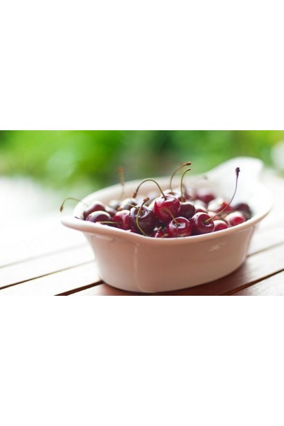 Десерт з вишень