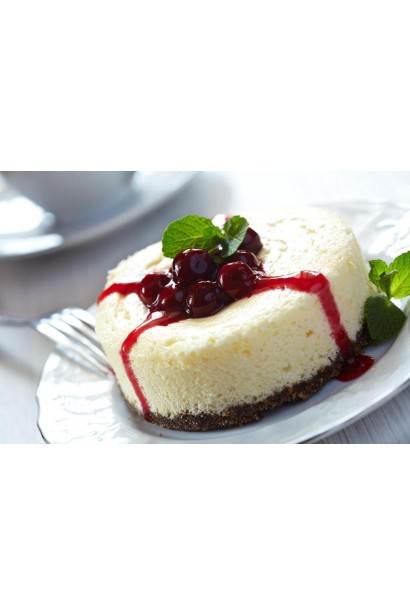 Десерт з ягодами вишні