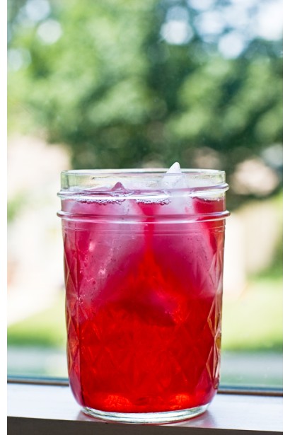 Смородина Білоруська – кисло-солодкі ягоди для напоїв